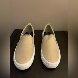 Women Sperry loafers. Size 7.5. Never worn